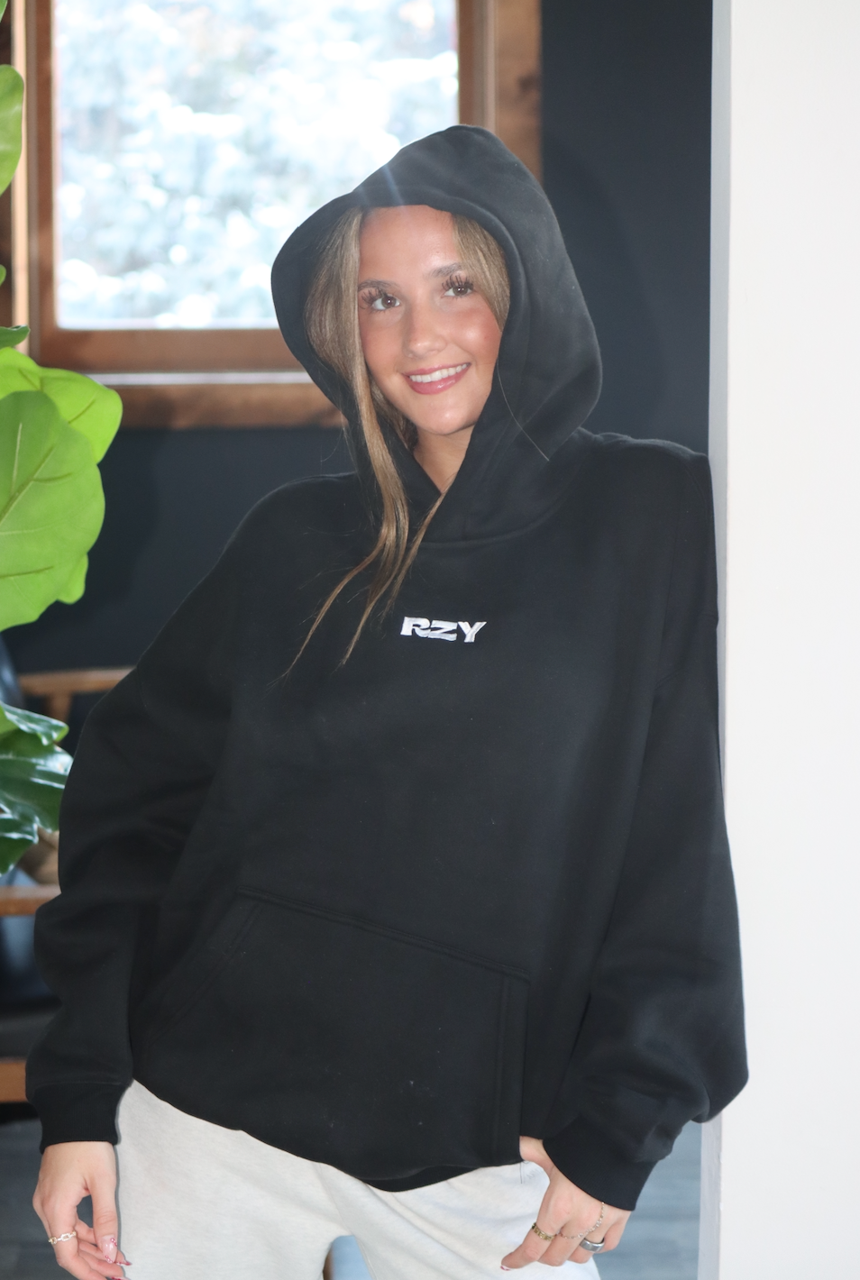 BLACK RZY HOODIE
